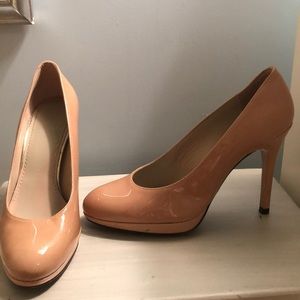 Stuart Weiztman Nude Heels